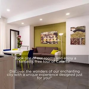 https://residence-palazzo-dei-delfini.taorminaitalyhotels.com