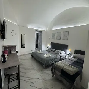 https://apt-carlant.sicilyhotelsitaly.net
